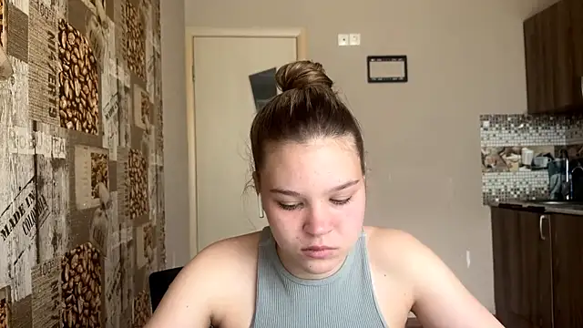 HellyRay online show from June 2026 01:24:02 PM