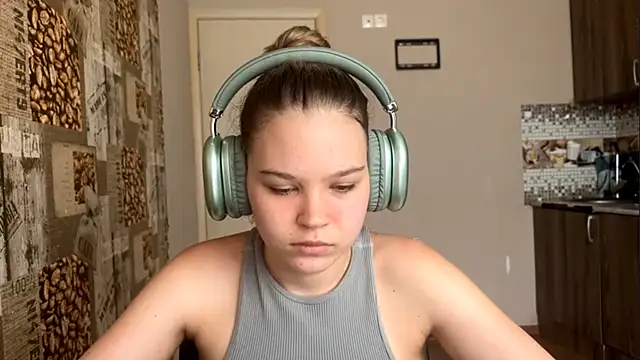 HellyRay online show from June 2026 01:09:02 PM