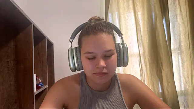 HellyRay online show from July 2026 12:08:02 PM