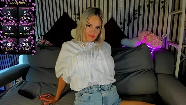 Betty Brock online show from June 2026 01:10:01 AM