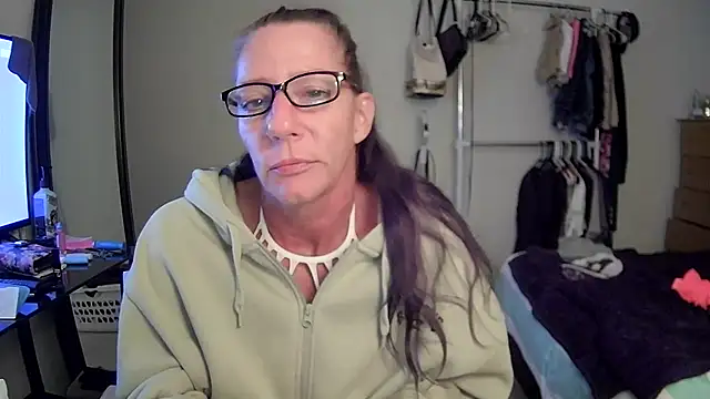 Quartz1Champagne online show from June 2026 05:53:02 AM
