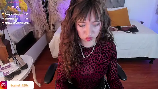 Scarlett  Cooper  1 online show from June 2026 02:55:01 PM