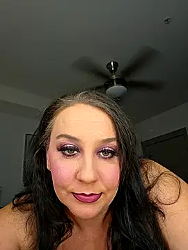 Snapshot of CreamVixen chatting on July 2026 12:48:01 AM CreamVixen online show from July 2026 12:48:01 AM