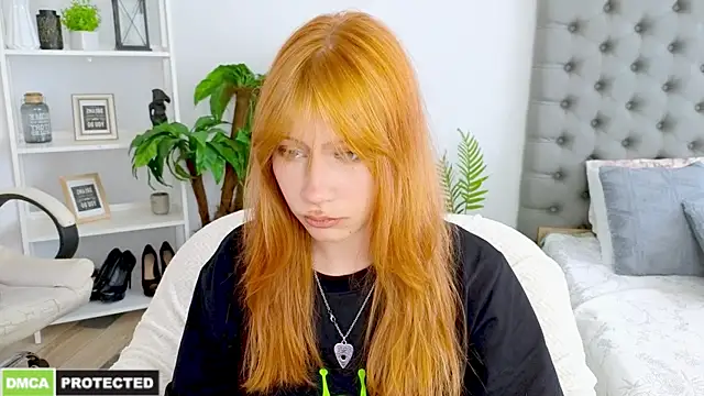 Fleur Fox online show from July 2026 09:26:01 AM