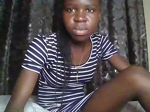 small diva online show from May 2026 07:04:01 PM