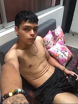 Davidsmith69 online show from May 2026 01:51:01 PM