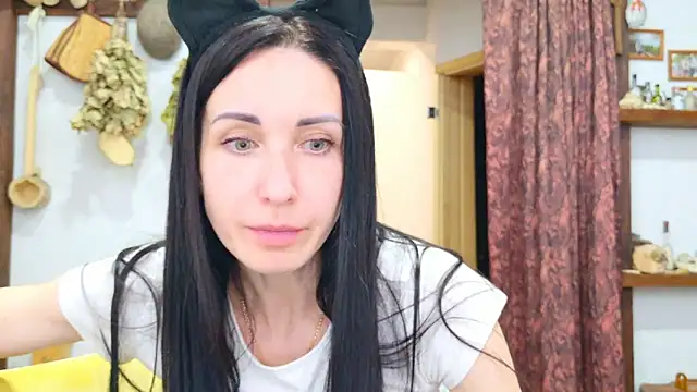 BouncySweety online show from April 2026 06:58:01 PM