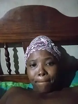 mommysmiley1234 online show from June 2026 10:14:02 PM