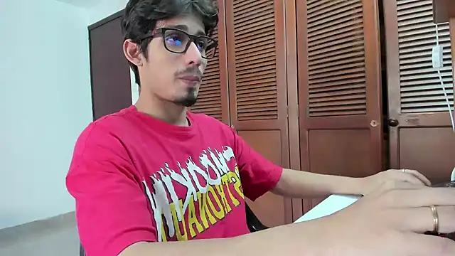 SrIncognito666 online show from June 2026 12:09:02 PM