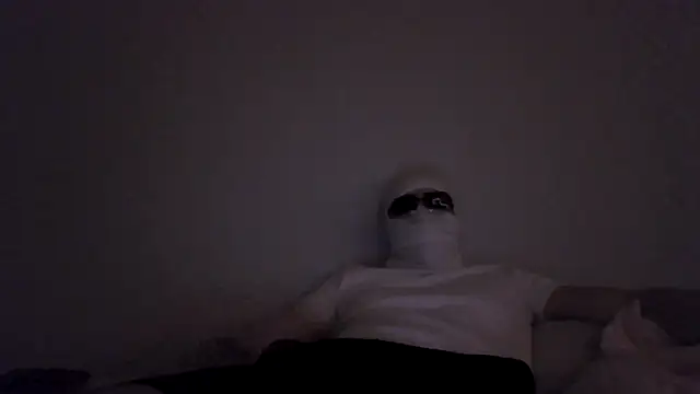 luvrboy777 online show from May 2026 08:15:01 PM