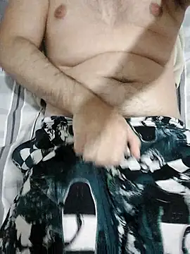 bigwolfUwU online show from May 2026 01:12:01 AM