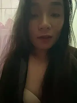 Luna-mi online show from June 2026 06:28:01 PM
