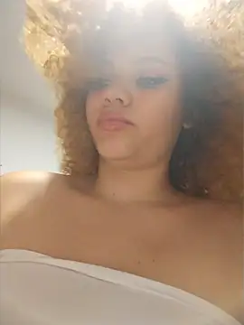 RoouseSiren online show from June 2026 12:32:02 AM