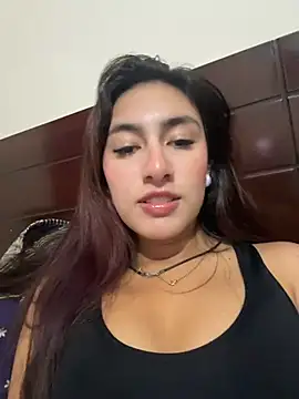 Snapshot of velariasoft_ chatting on July 2026 11:19:02 PM velariasoft online show from July 2026 11:19:02 PM
