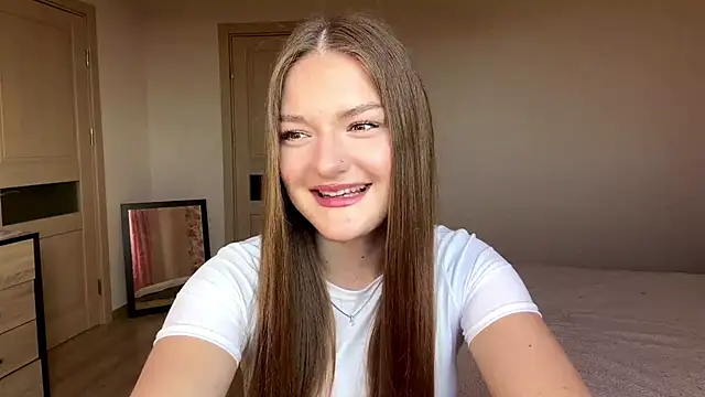 lizzzanatooo online show from June 2026 02:59:02 PM