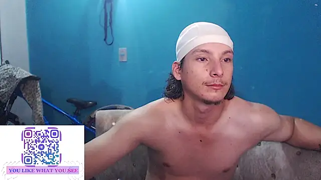 MrKingsaintx online show from June 2026 01:33:01 AM