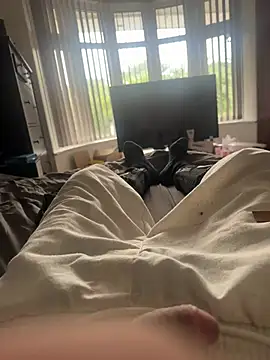 bigslong202019 online show from June 2026 04:04:02 PM