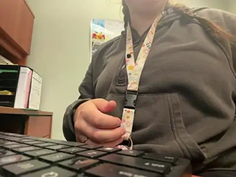 alyssabbygirll online show from July 2026 12:46:02 PM