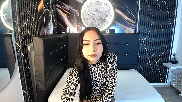 LilySweet   online show from June 2026 08:25:02 PM