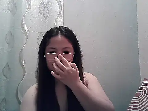 ThePrettySecret online show from June 2026 04:12:02 PM