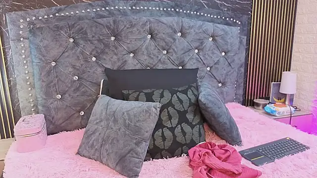 AlexandraNoxx online show from July 2026 10:21:01 AM