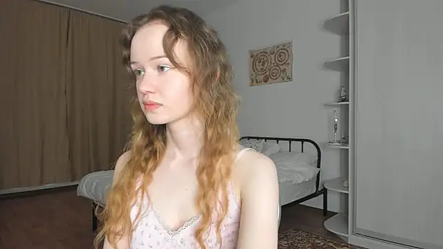 babymolly2 online show from June 2026 06:43:02 PM