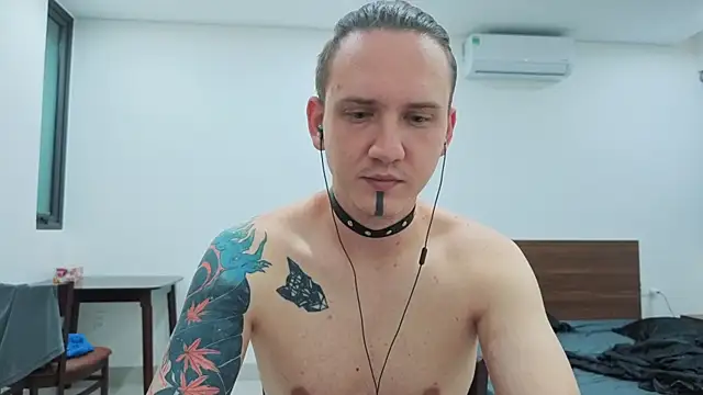 Silent Stitch online show from July 2026 09:19:02 PM
