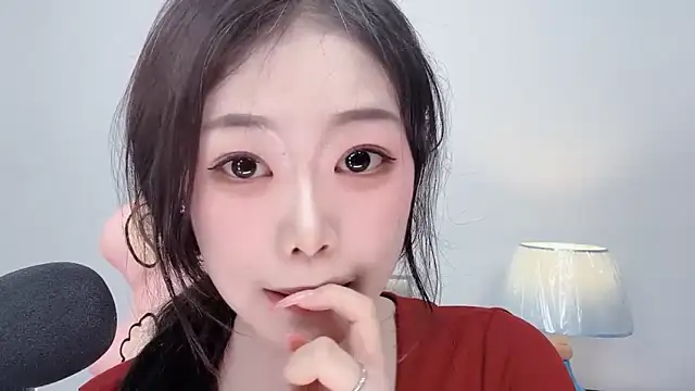 smalldaiwang online show from June 2026 03:07:01 AM