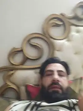 Snapshot of Bad_Mundaaa chatting on July 2026 05:50:01 PM Bad Mundaaa online show from July 2026 05:50:01 PM