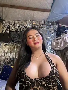 hotsexychick online show from June 2026 01:15:01 PM