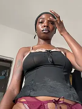 Honeybeespecial online show from July 2026 09:25:01 AM