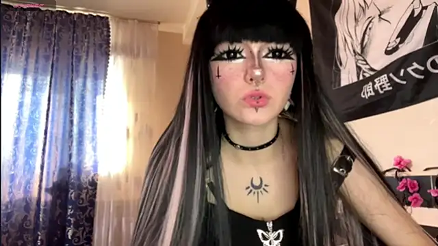 HolyCute online show from July 2026 03:36:02 PM