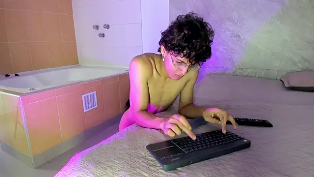 Snapshot of Adrian_Wolf chatting on June 2026 03:31:01 AM Adrian Wolf online show from June 2026 03:31:01 AM