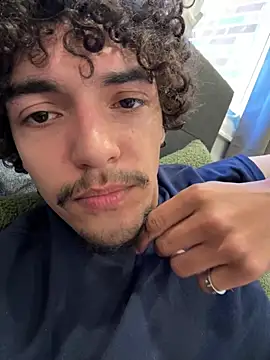 Uhhyuhhhhh online show from June 2026 04:40:02 PM