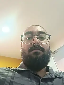 Snapshot of Hasubando chatting on July 2026 01:43:02 AM Hasubando online show from July 2026 01:43:02 AM
