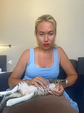 Snapshot of Amanda_Seyfried chatting on July 2026 01:24:01 PM Amanda Seyfried online show from July 2026 01:24:01 PM
