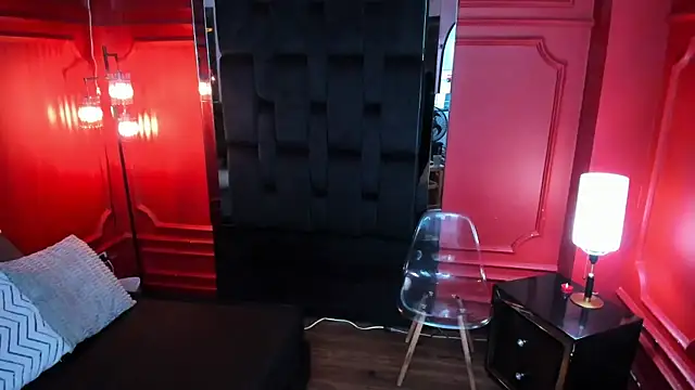 amberhanks online show from June 2026 12:08:01 PM