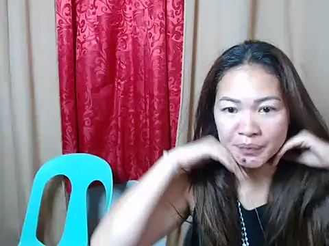 urpretty hotmama online show from June 2026 02:03:01 AM