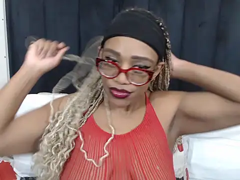 Snapshot of SultryDivax chatting on June 2026 10:38:02 PM SultryDivax online show from June 2026 10:38:02 PM
