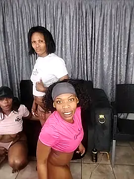 QueenZara 202 online show from June 2026 01:38:02 AM