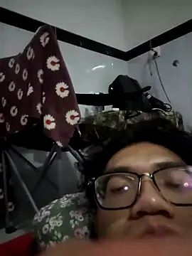 yinsunny314 online show from July 2026 05:23:02 PM