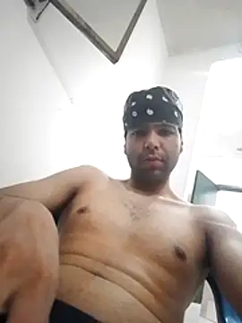 Snapshot of Cristianwiwif chatting on July 2026 04:33:01 PM Cristianwiwif online show from July 2026 04:33:01 PM