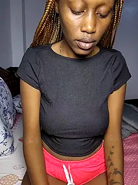 ellyhakz online show from June 2026 09:21:02 AM