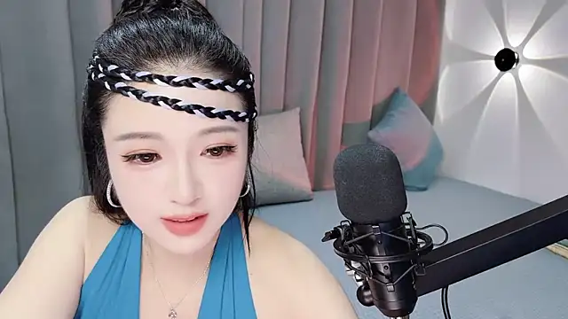 Momo-Wow online show from June 2026 06:32:02 AM