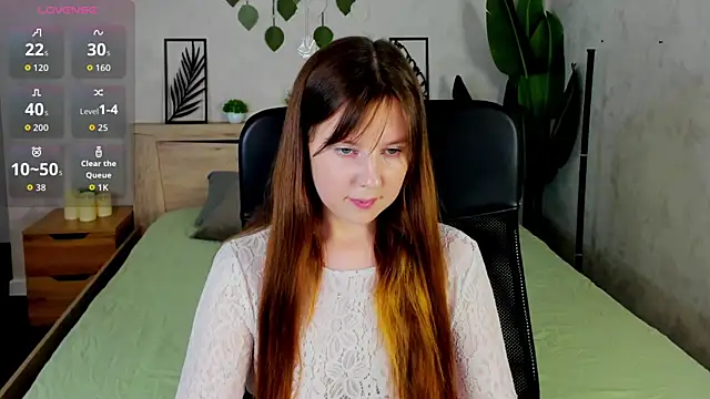 Snapshot of Violeta_Paul chatting on June 2026 09:14:02 AM Violeta Paul online show from June 2026 09:14:02 AM