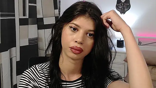 Snapshot of Student_Zebra20 chatting on June 2026 01:58:02 AM Student Zebra20 online show from June 2026 01:58:02 AM
