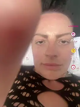 inkgirl222 online show from June 2026 12:31:02 PM