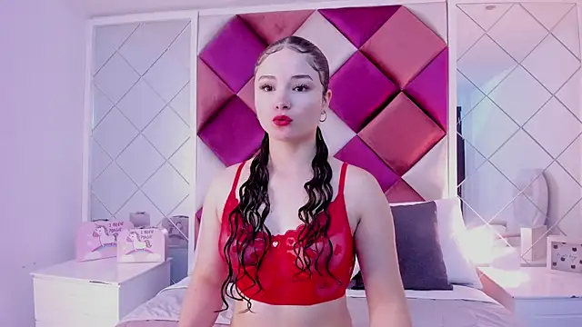 Snapshot of CamilaSaez chatting on July 2026 01:13:02 PM CamilaSaez online show from July 2026 01:13:02 PM