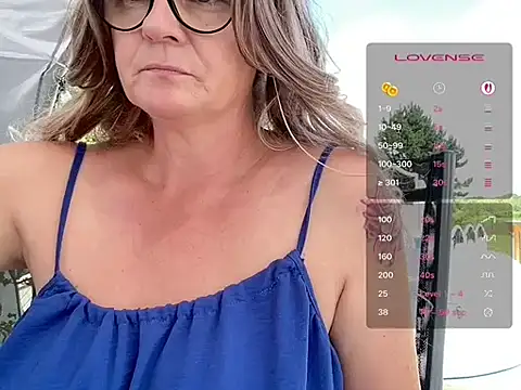 DirtyMarie80 online show from June 2026 10:09:01 AM