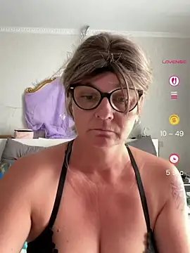 DirtyMarie80 online show from July 2026 01:59:02 PM